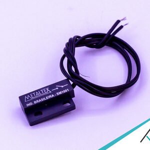 INTERRUPTOR MAGNÉTICO MINI PRETO - CONTATO NA METALTEX - SM1001